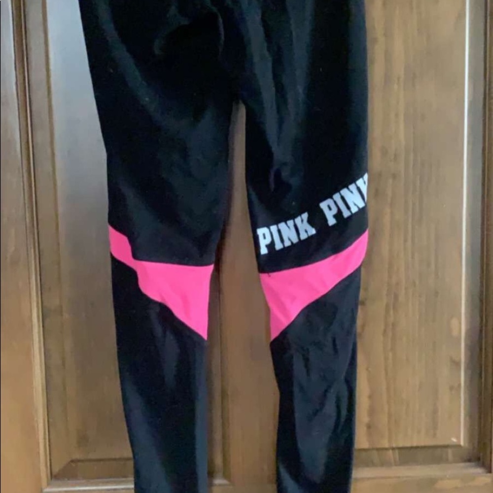 Pink brand leggings